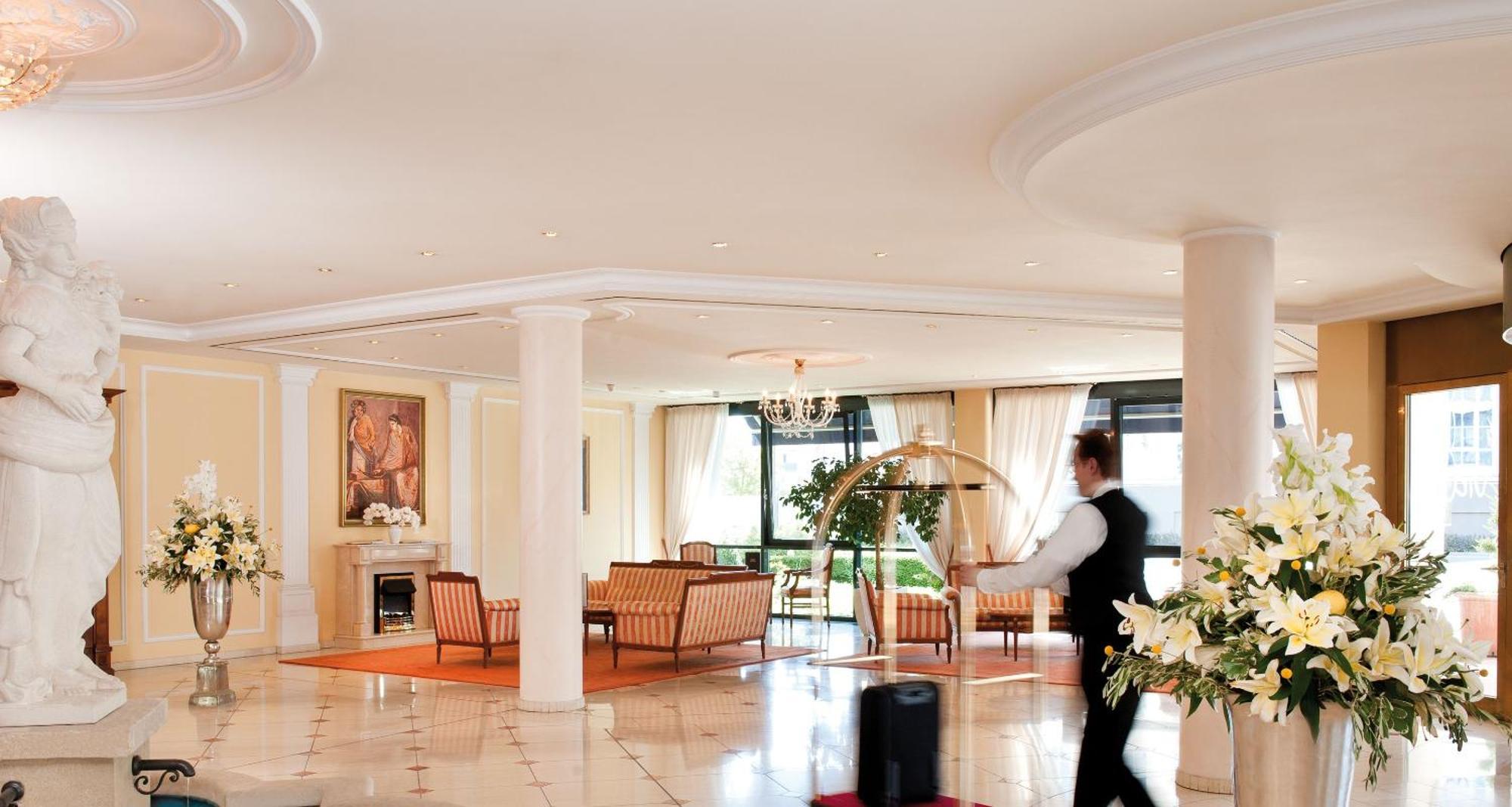 Victor'S Residenz-Hotel Erfurt Bagian luar foto