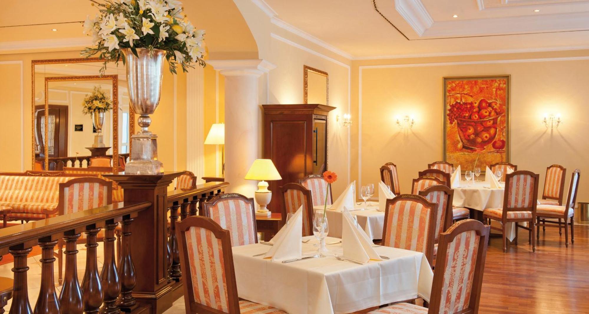 Victor'S Residenz-Hotel Erfurt Bagian luar foto