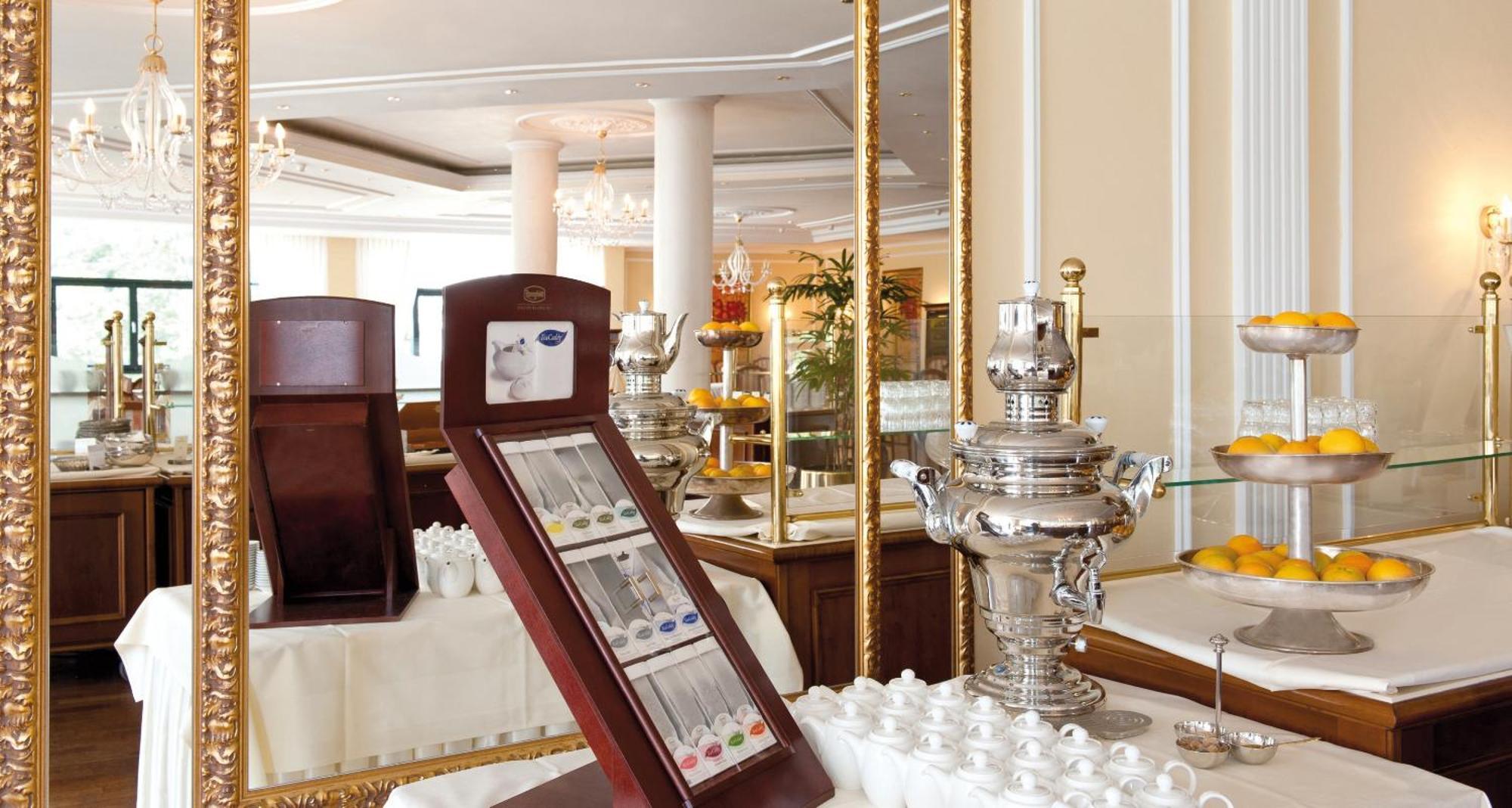 Victor'S Residenz-Hotel Erfurt Bagian luar foto