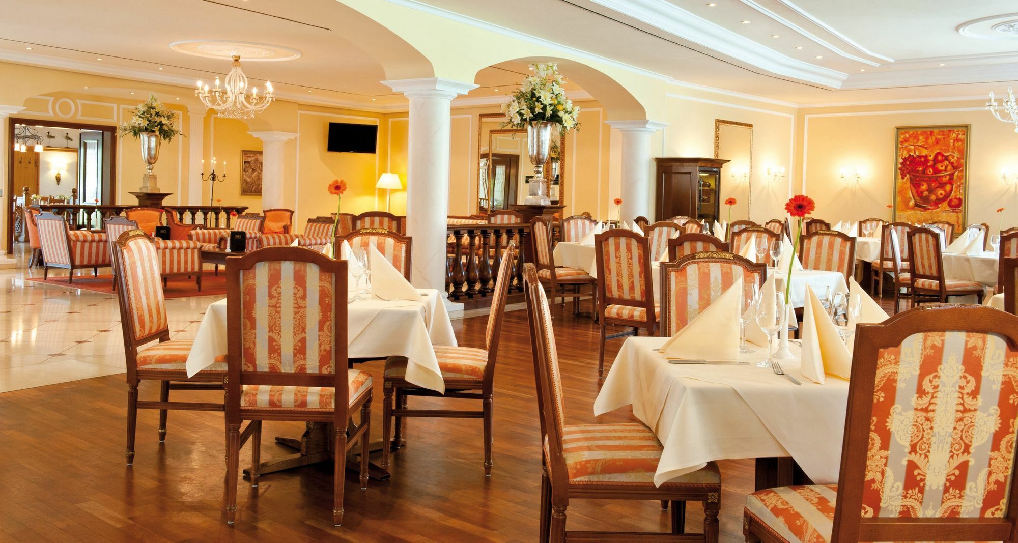 Victor'S Residenz-Hotel Erfurt Bagian luar foto